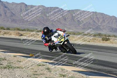 media/Nov-01-2025-CVMA (Sat) [[fc0f7531b8]]/Race 11-Amateur Supersport Open/